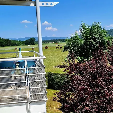 Scheiber Apartment *