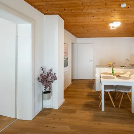 Scheiber Apartment *