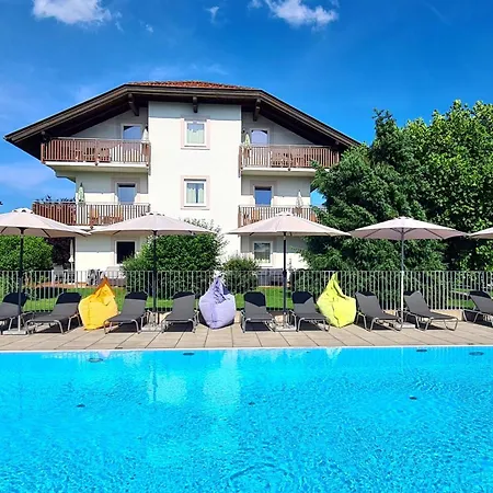 Scheiber Apartment