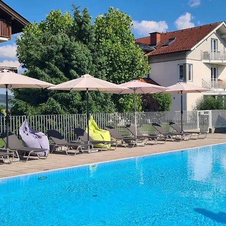 Scheiber Apartment *