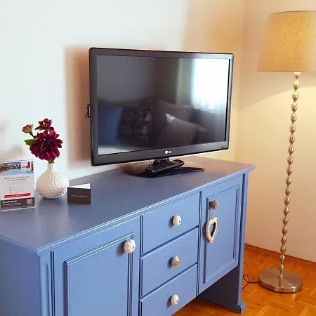 Scheiber Apartment *